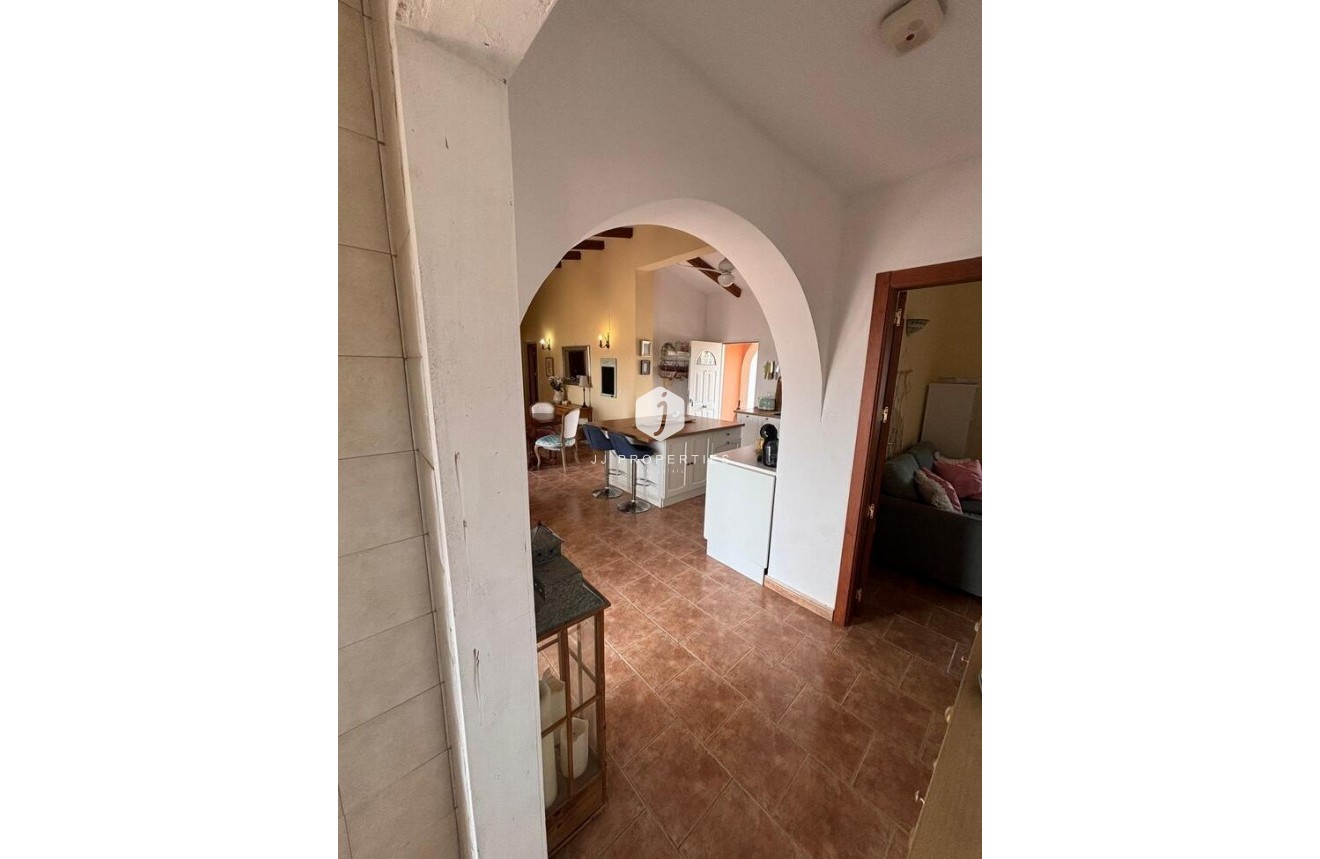 Tweedehands - Landelijk eigendom -
Dolores - Costa Blanca