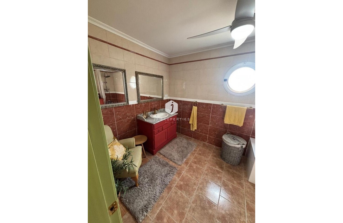 Tweedehands - Landelijk eigendom -
Dolores - Costa Blanca