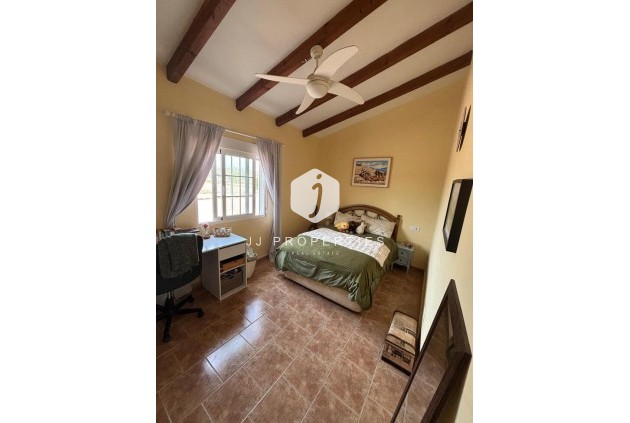 Tweedehands - Landelijk eigendom -
Dolores - Costa Blanca