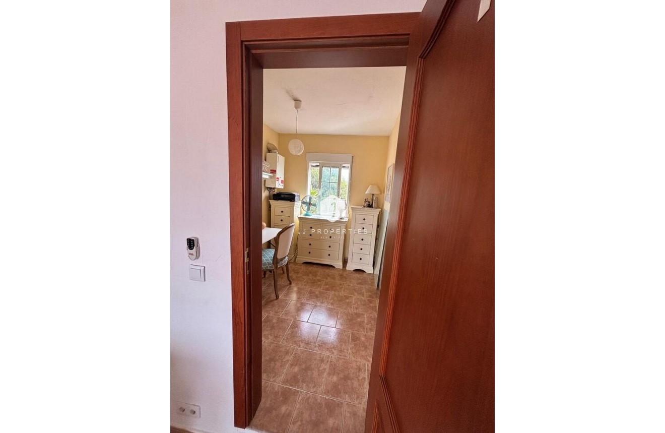 Tweedehands - Landelijk eigendom -
Dolores - Costa Blanca