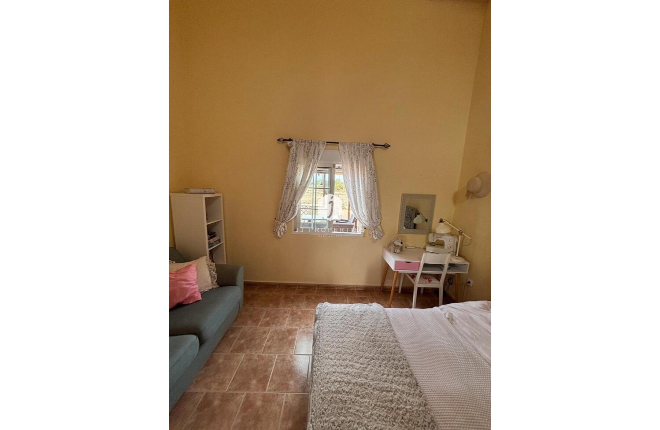 Tweedehands - Landelijk eigendom -
Dolores - Costa Blanca