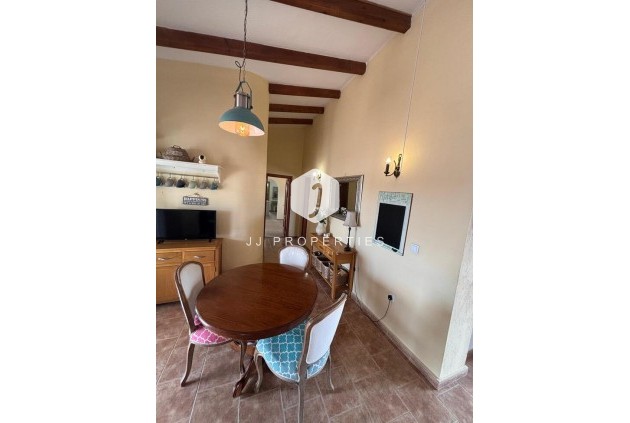 Tweedehands - Landelijk eigendom -
Dolores - Costa Blanca