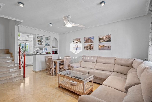 D'occasion - Villa -
Orihuela Costa - Costa Blanca