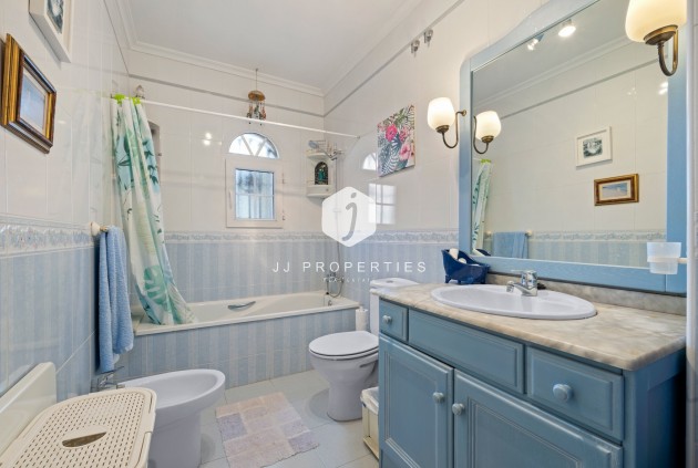 D'occasion - Villa -
Orihuela Costa - Costa Blanca