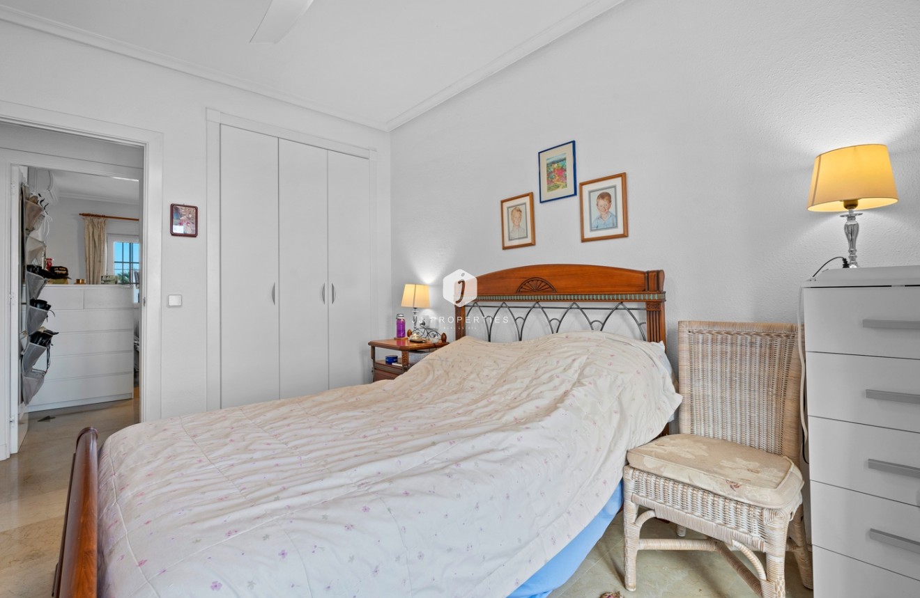 D'occasion - Villa -
Orihuela Costa - Costa Blanca