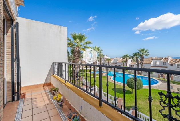 D'occasion - Villa -
Orihuela Costa - Costa Blanca
