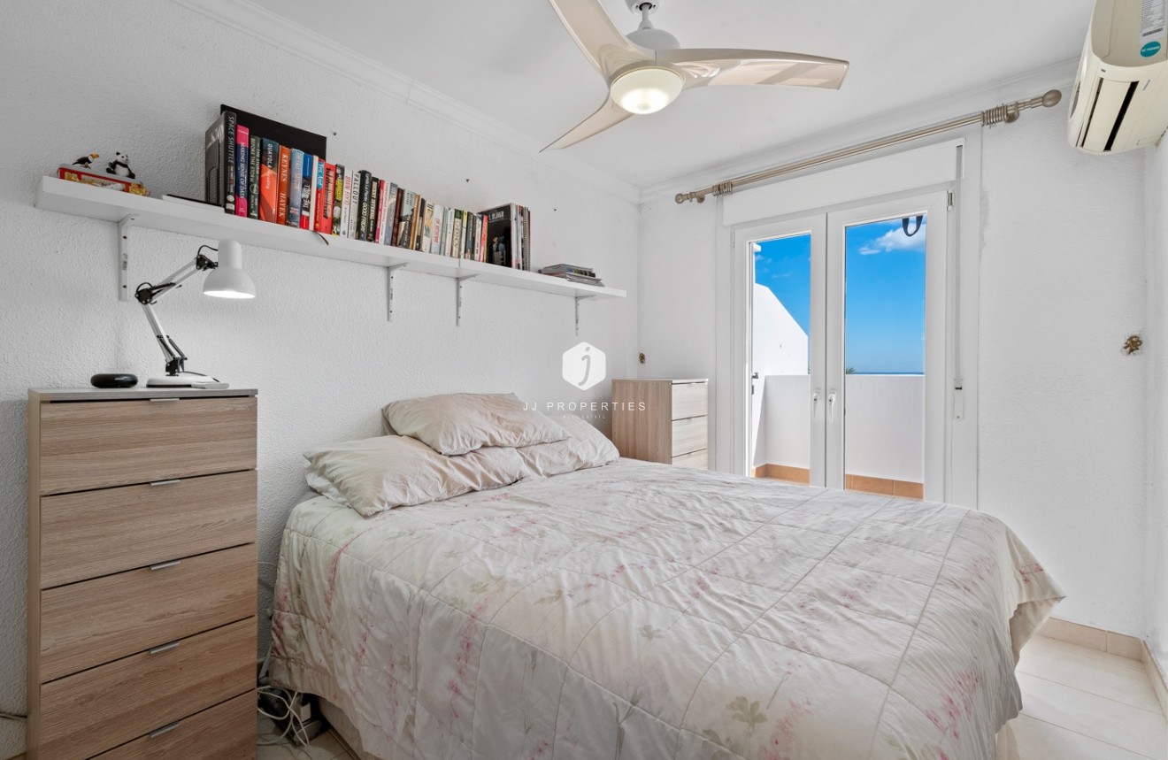 D'occasion - Villa -
Orihuela Costa - Costa Blanca