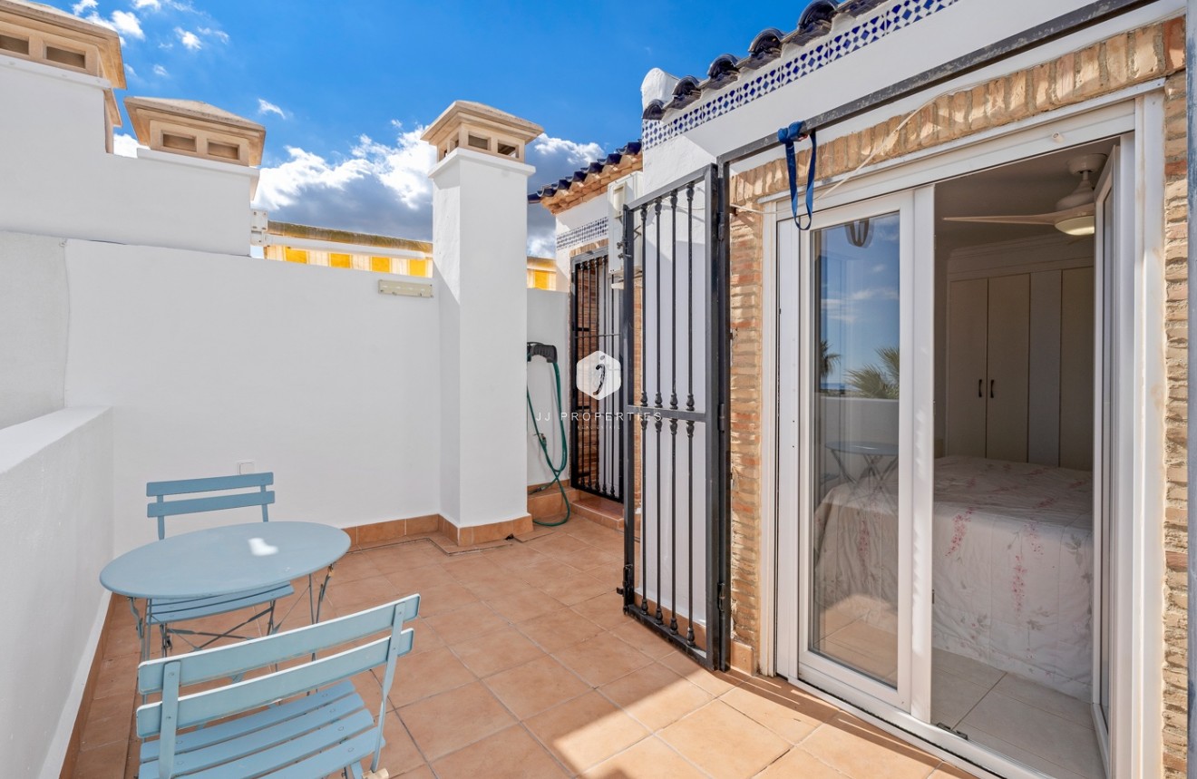 D'occasion - Villa -
Orihuela Costa - Costa Blanca
