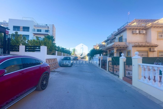 Tweedehands - Chalet -
Orihuela Costa - La Zenia