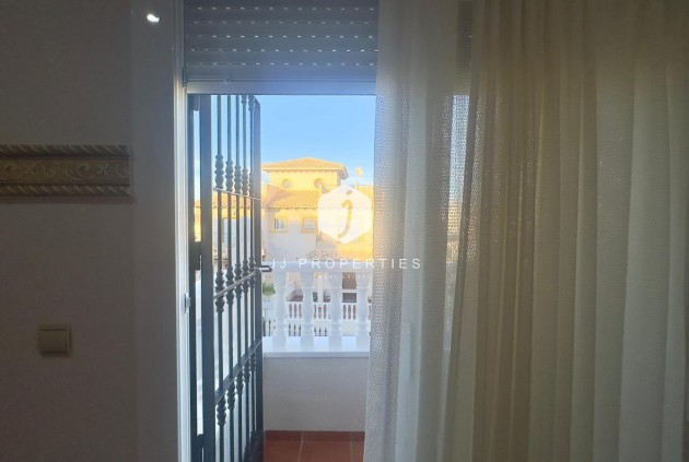 Tweedehands - Chalet -
Orihuela Costa - La Zenia