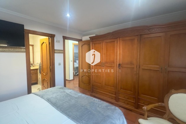 Tweedehands - Chalet -
Orihuela Costa - La Zenia