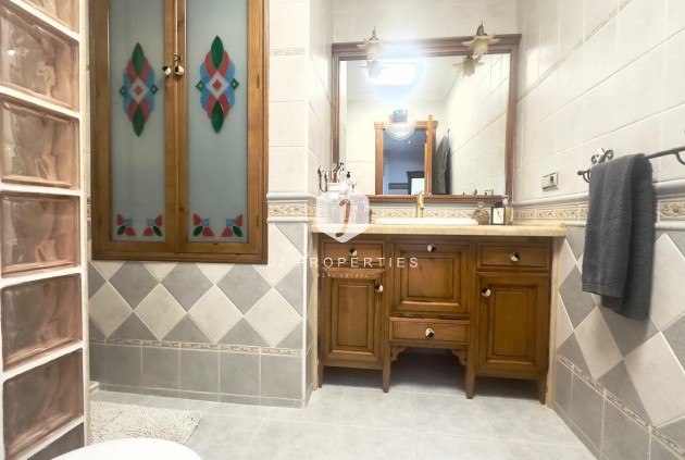 Tweedehands - Chalet -
Orihuela Costa - La Zenia