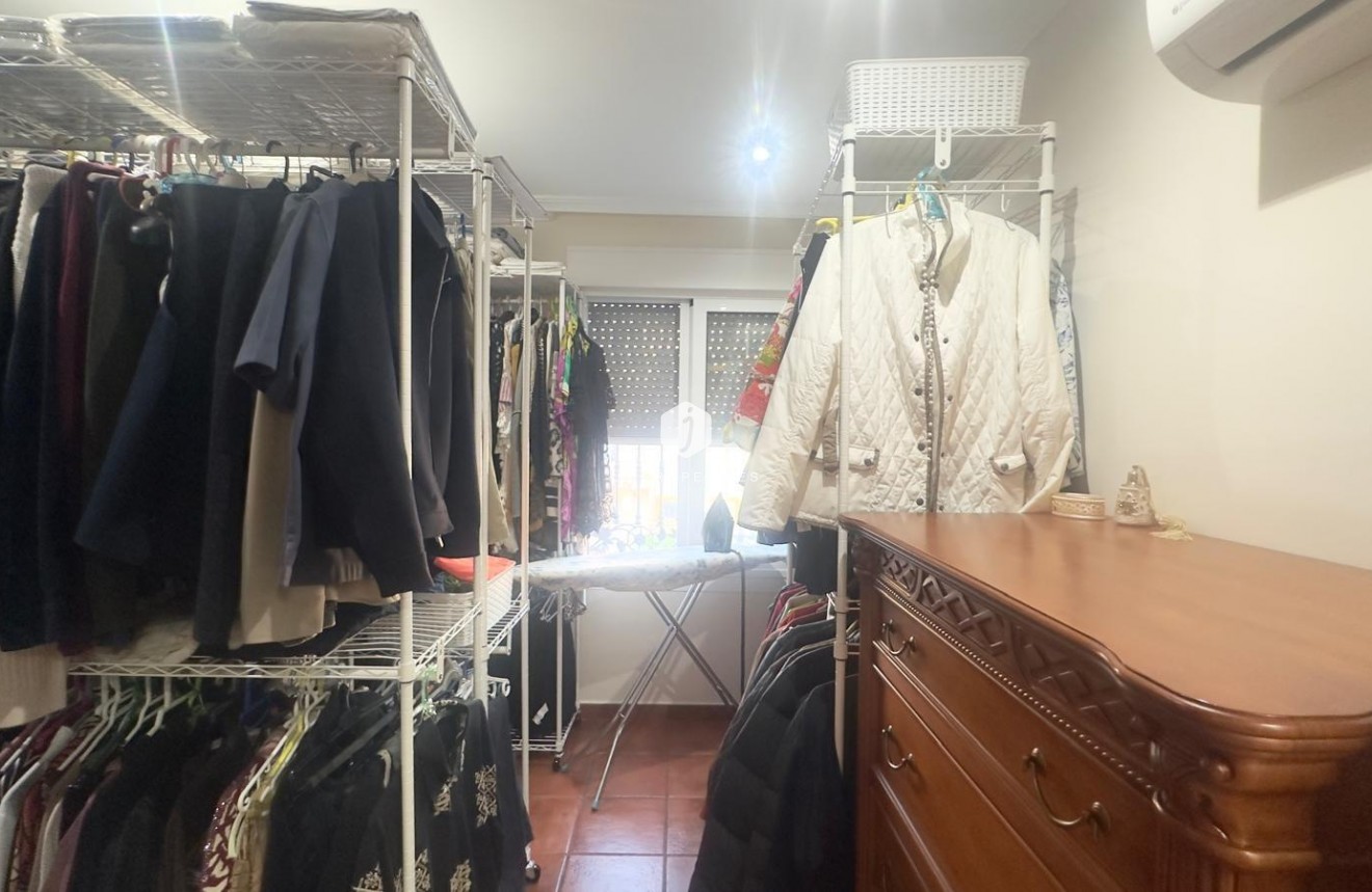 Tweedehands - Chalet -
Orihuela Costa - La Zenia