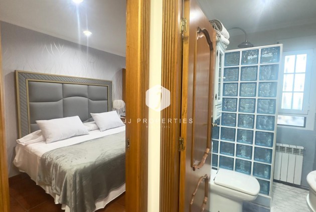 Tweedehands - Chalet -
Orihuela Costa - La Zenia