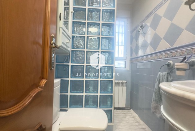 Tweedehands - Chalet -
Orihuela Costa - La Zenia