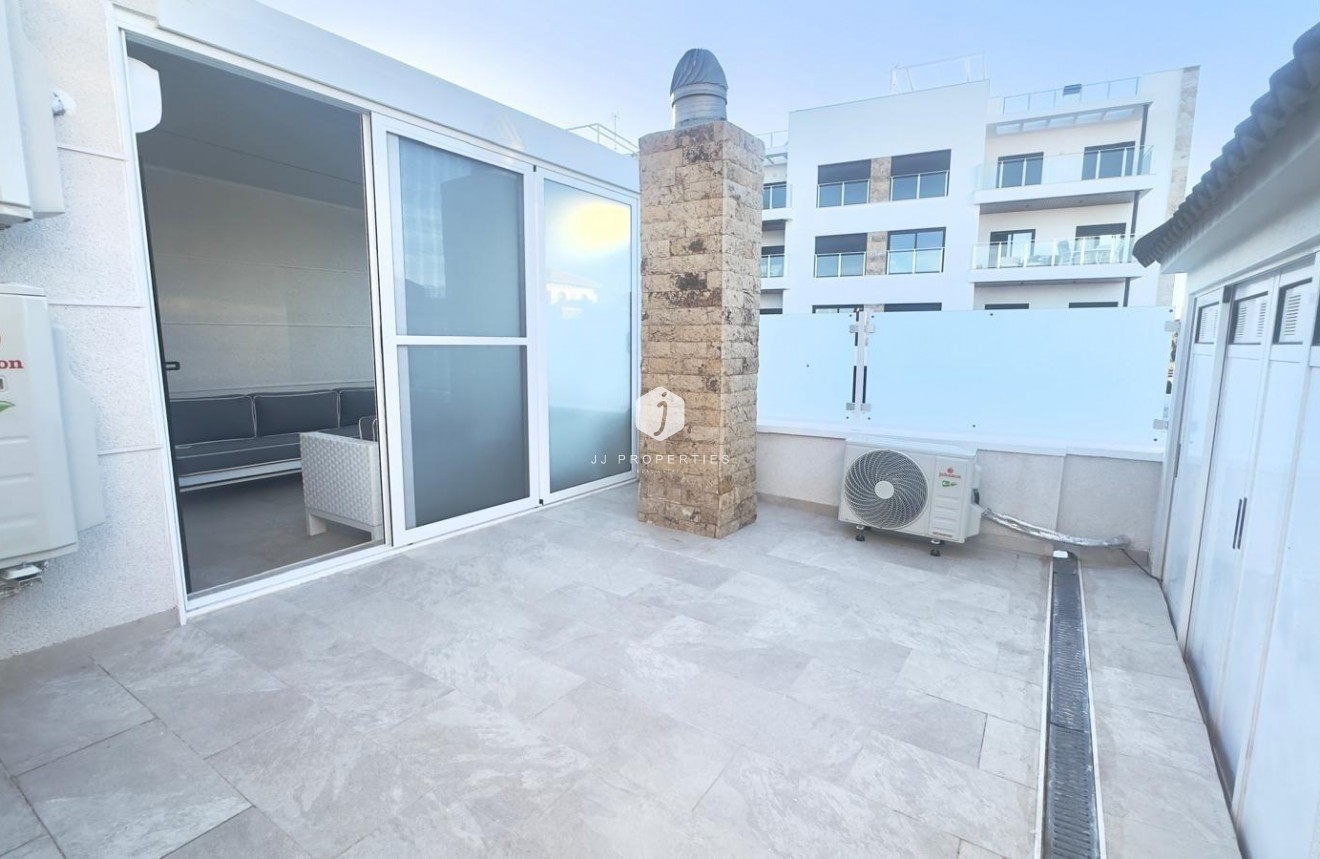 Tweedehands - Chalet -
Orihuela Costa - La Zenia