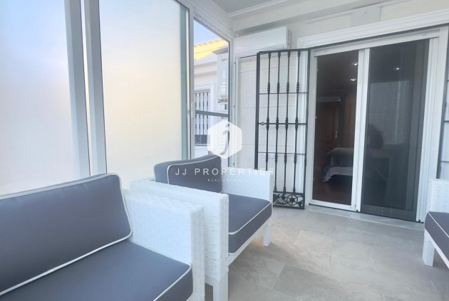 Tweedehands - Chalet -
Orihuela Costa - La Zenia