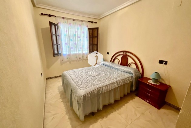 Tweedehands - Bungalow -
Torrevieja - Torreblanca