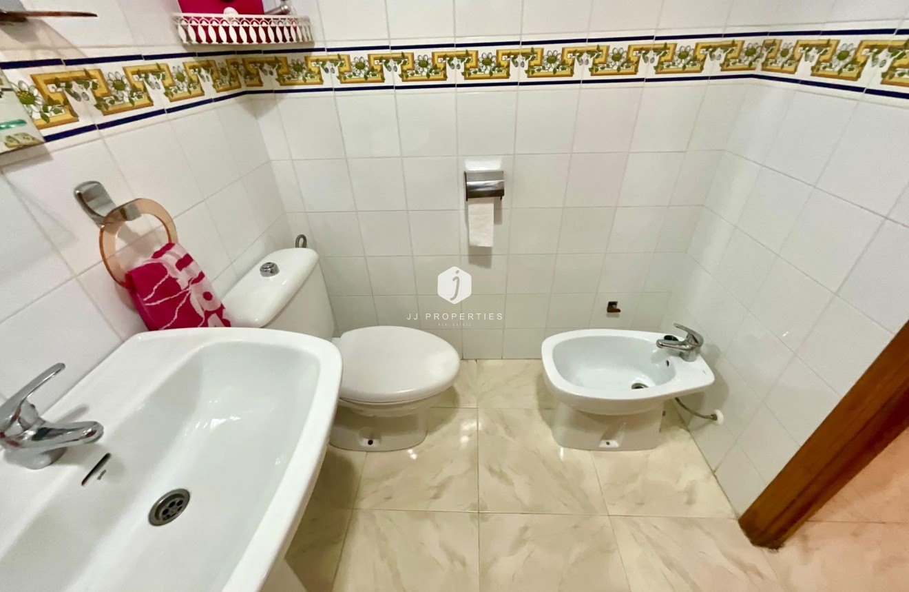 Tweedehands - Bungalow -
Torrevieja - Torreblanca