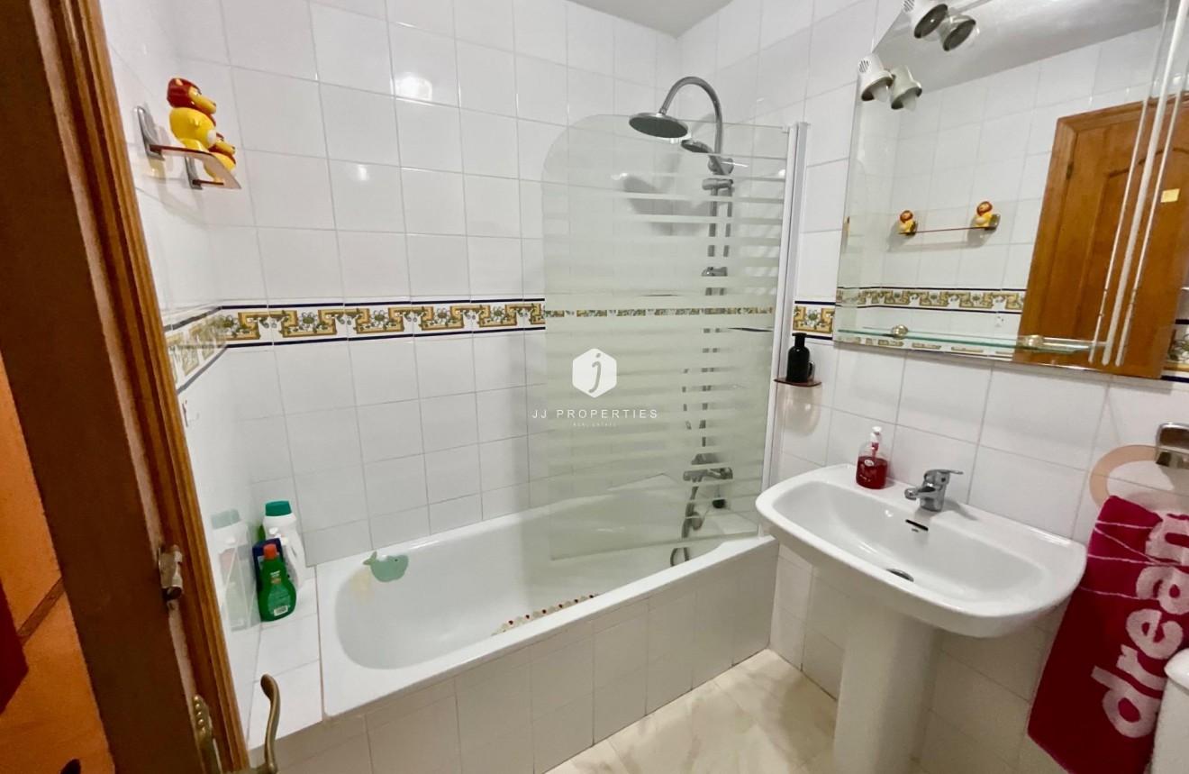 Tweedehands - Bungalow -
Torrevieja - Torreblanca