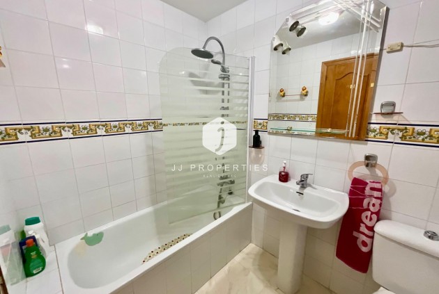 Tweedehands - Bungalow -
Torrevieja - Torreblanca