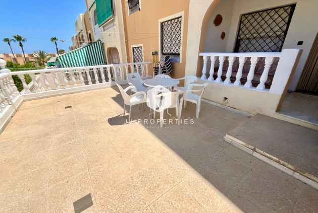 Tweedehands - Bungalow -
Torrevieja - Torreblanca