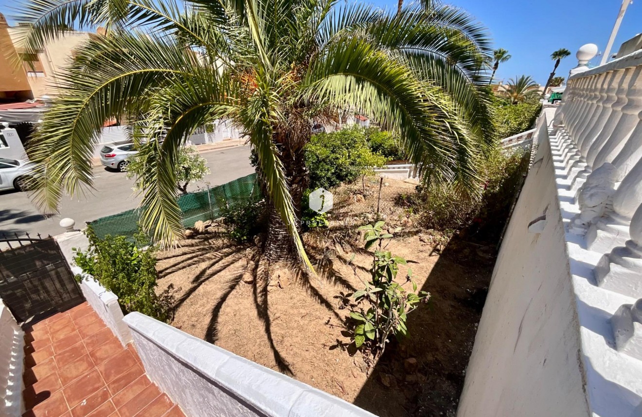 Tweedehands - Bungalow -
Torrevieja - Torreblanca
