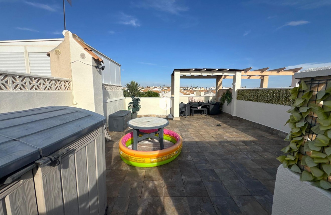 Tweedehands - Bungalow -
Orihuela Costa - Costa Blanca