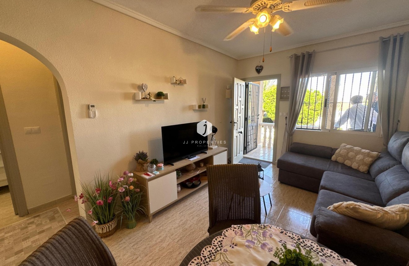 Tweedehands - Bungalow -
Orihuela Costa - Costa Blanca