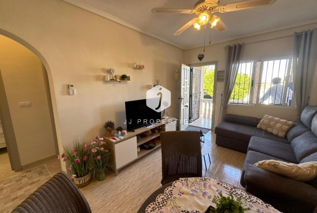 Tweedehands - Bungalow -
Orihuela Costa - Costa Blanca