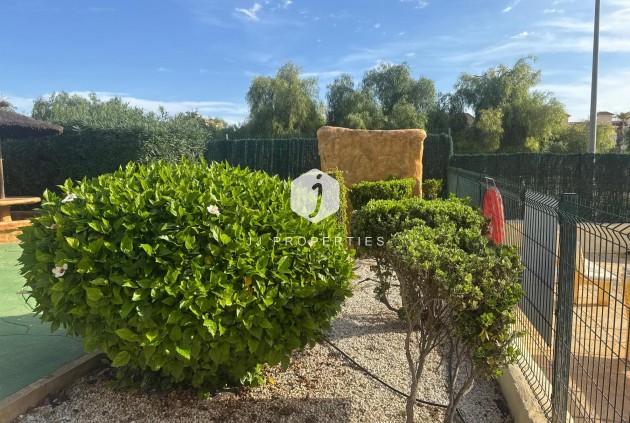 Tweedehands - Bungalow -
Orihuela Costa - Costa Blanca