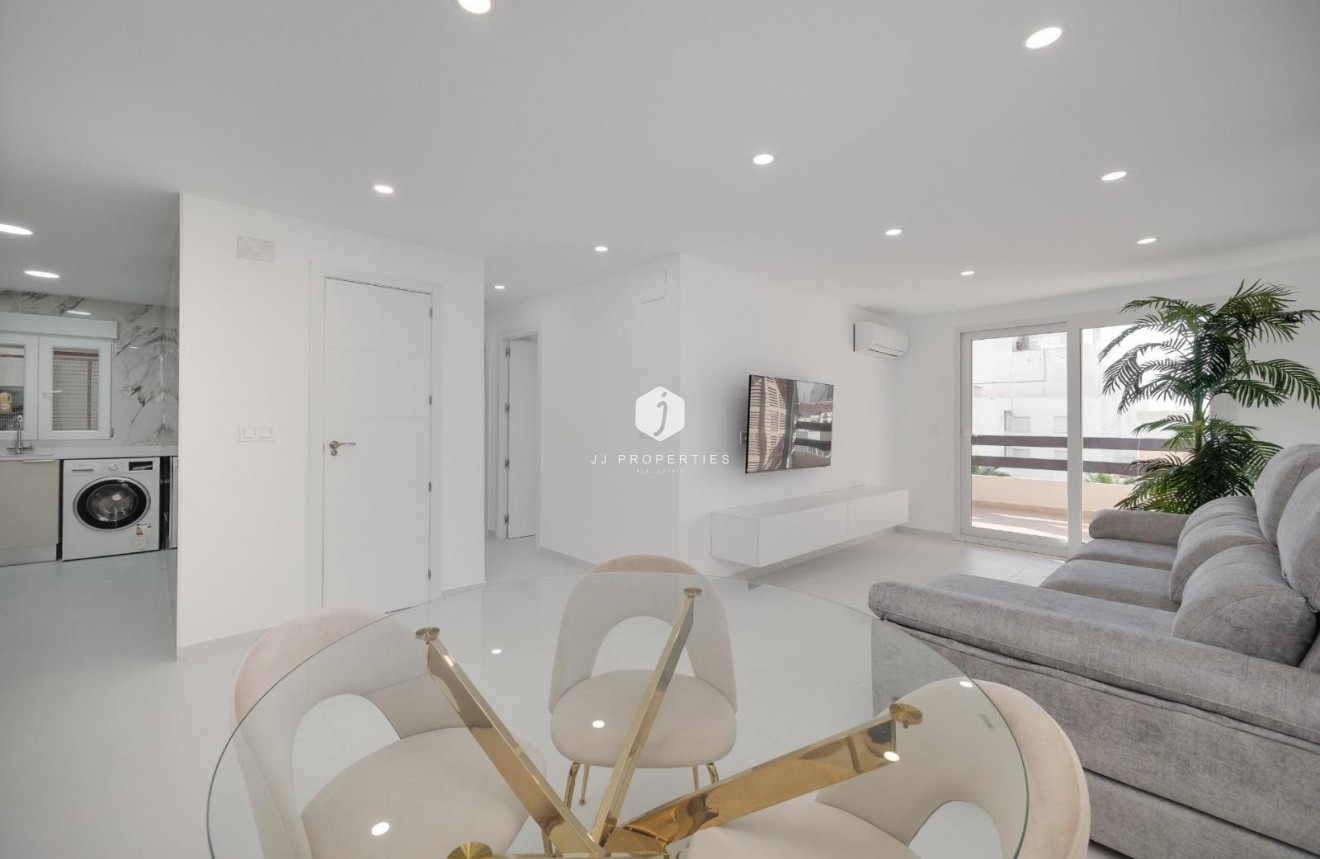 Tweedehands - Appartement / flat -
Torrevieja - Costa Blanca