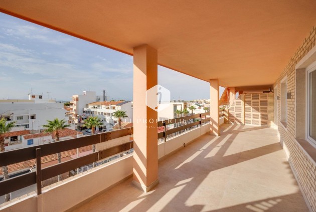Tweedehands - Appartement / flat -
Torrevieja - Costa Blanca