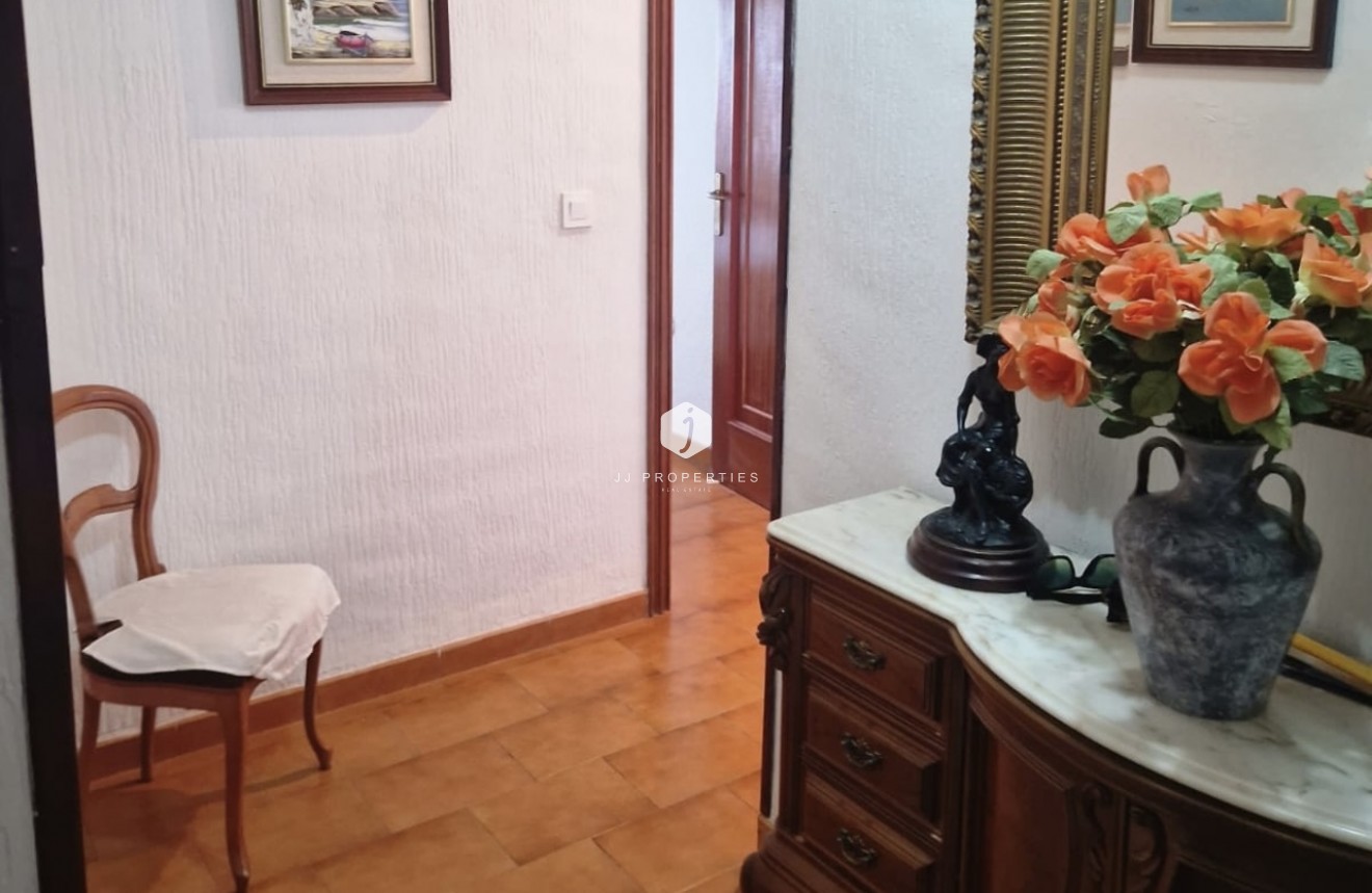 Tweedehands - Appartement / flat -
Torrevieja - Costa Blanca