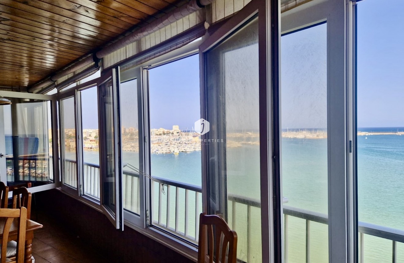 Tweedehands - Appartement / flat -
Torrevieja - Costa Blanca
