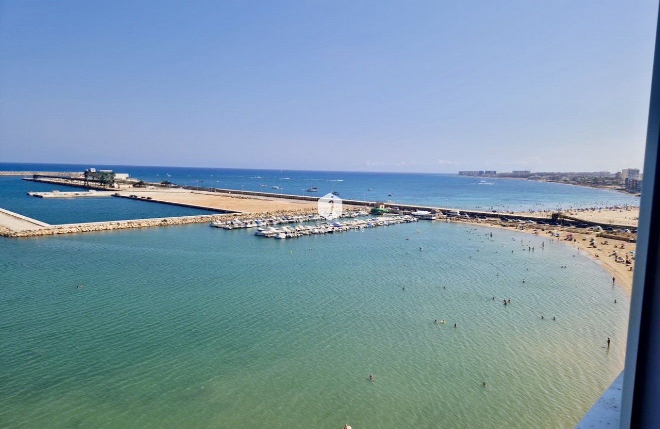 Tweedehands - Appartement / flat -
Torrevieja - Costa Blanca