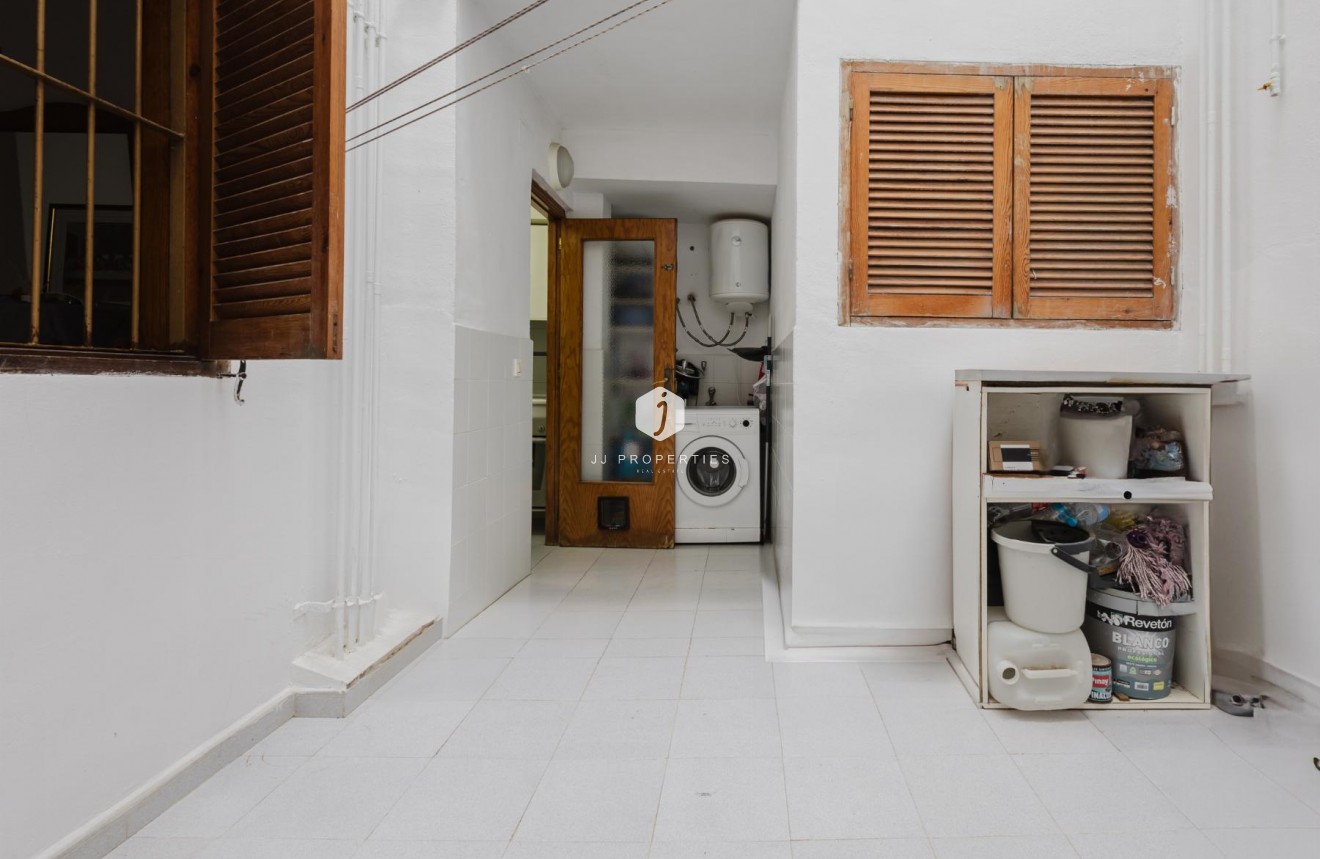 Tweedehands - Appartement / flat -
Torrevieja - Costa Blanca