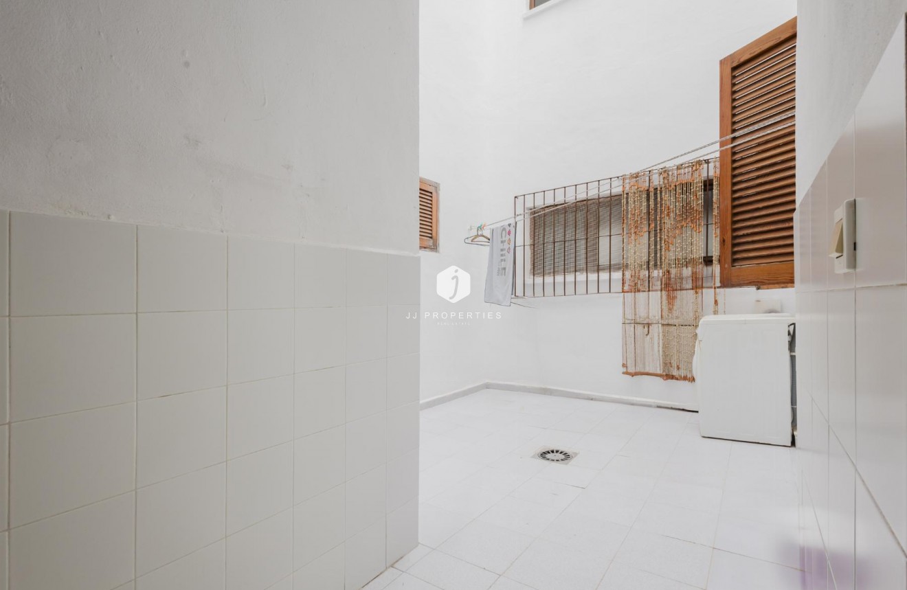 Tweedehands - Appartement / flat -
Torrevieja - Costa Blanca