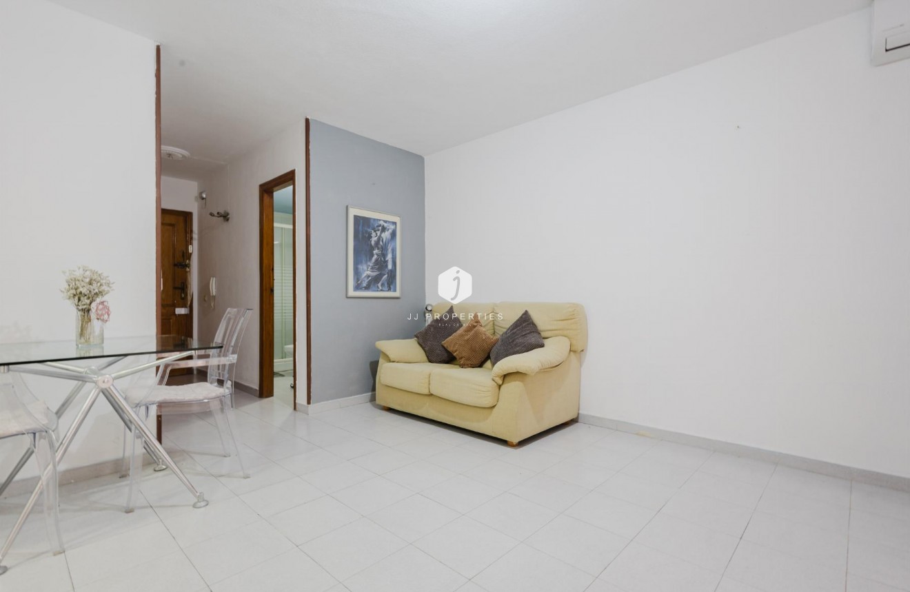 Tweedehands - Appartement / flat -
Torrevieja - Costa Blanca