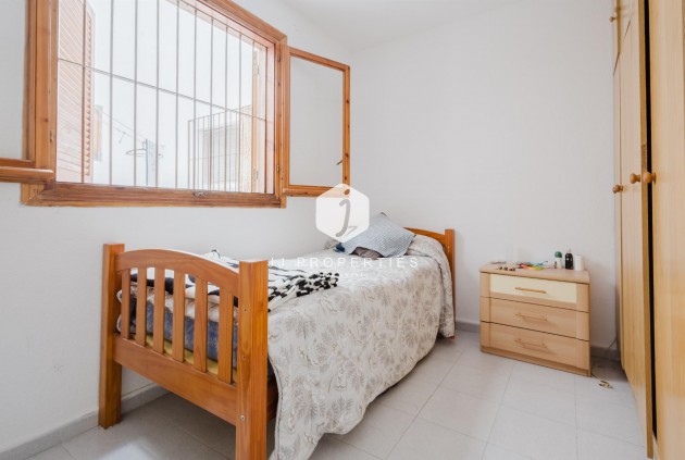 Tweedehands - Appartement / flat -
Torrevieja - Costa Blanca