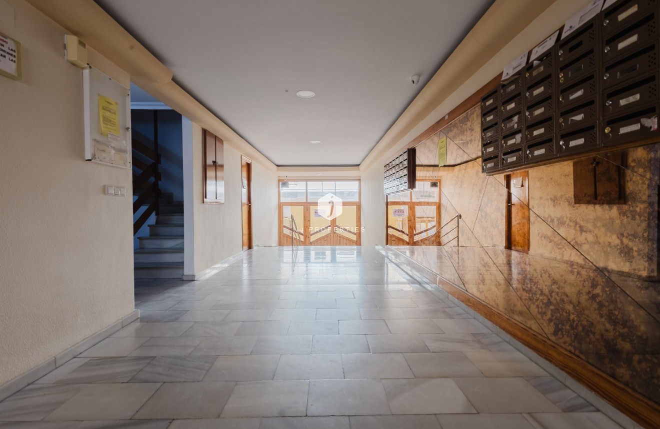 Tweedehands - Appartement / flat -
Torrevieja - Costa Blanca