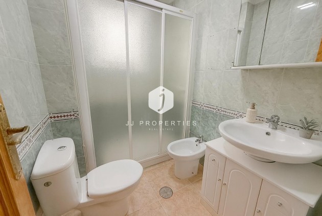 Tweedehands - Appartement / flat -
Torrevieja - PARQUE DE LAS NACIONES