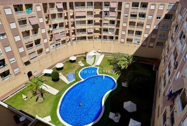 Tweedehands - Appartement / flat -
Torrevieja - PARQUE DE LAS NACIONES