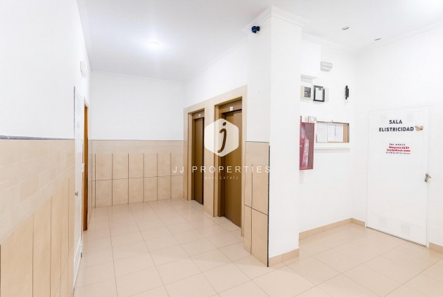 Tweedehands - Appartement / flat -
Torrevieja - PARQUE DE LAS NACIONES