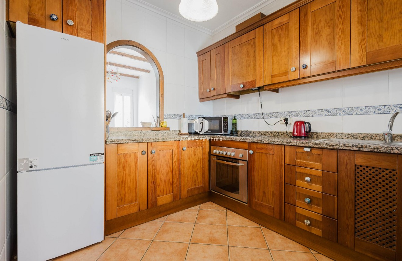 Tweedehands - Villa -
Algorfa - Inland