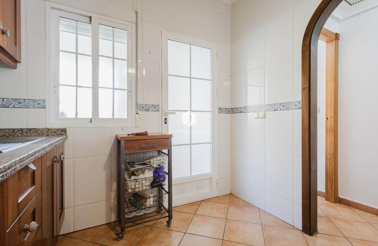 Tweedehands - Villa -
Algorfa - Inland