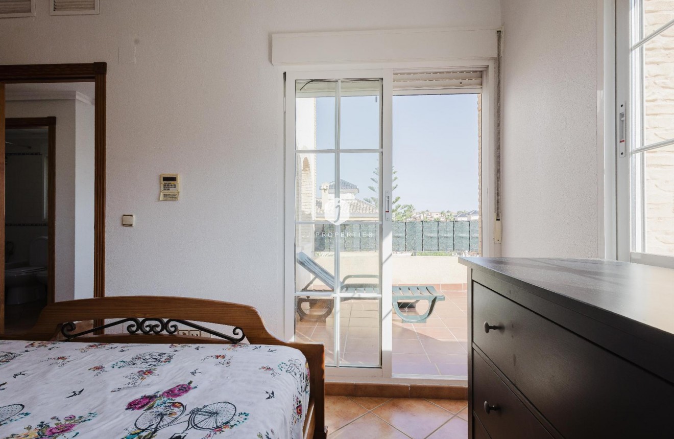 Tweedehands - Villa -
Algorfa - Inland