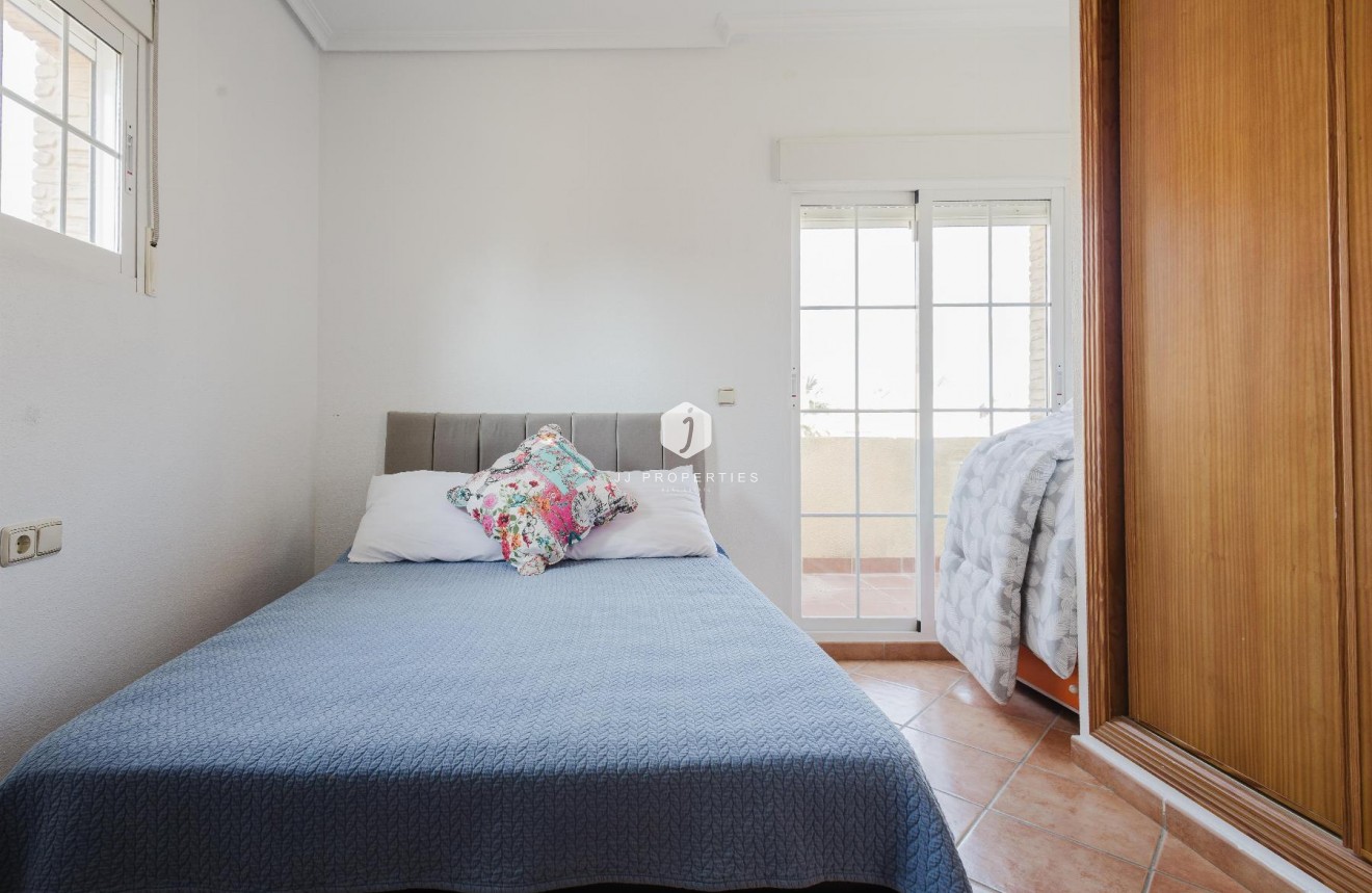 Tweedehands - Villa -
Algorfa - Inland