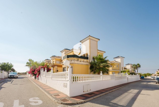 Tweedehands - Villa -
Algorfa - Inland