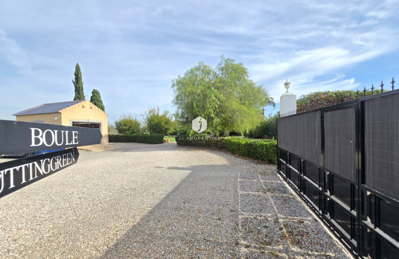 Tweedehands - Landelijk eigendom -
Dolores - Costa Blanca